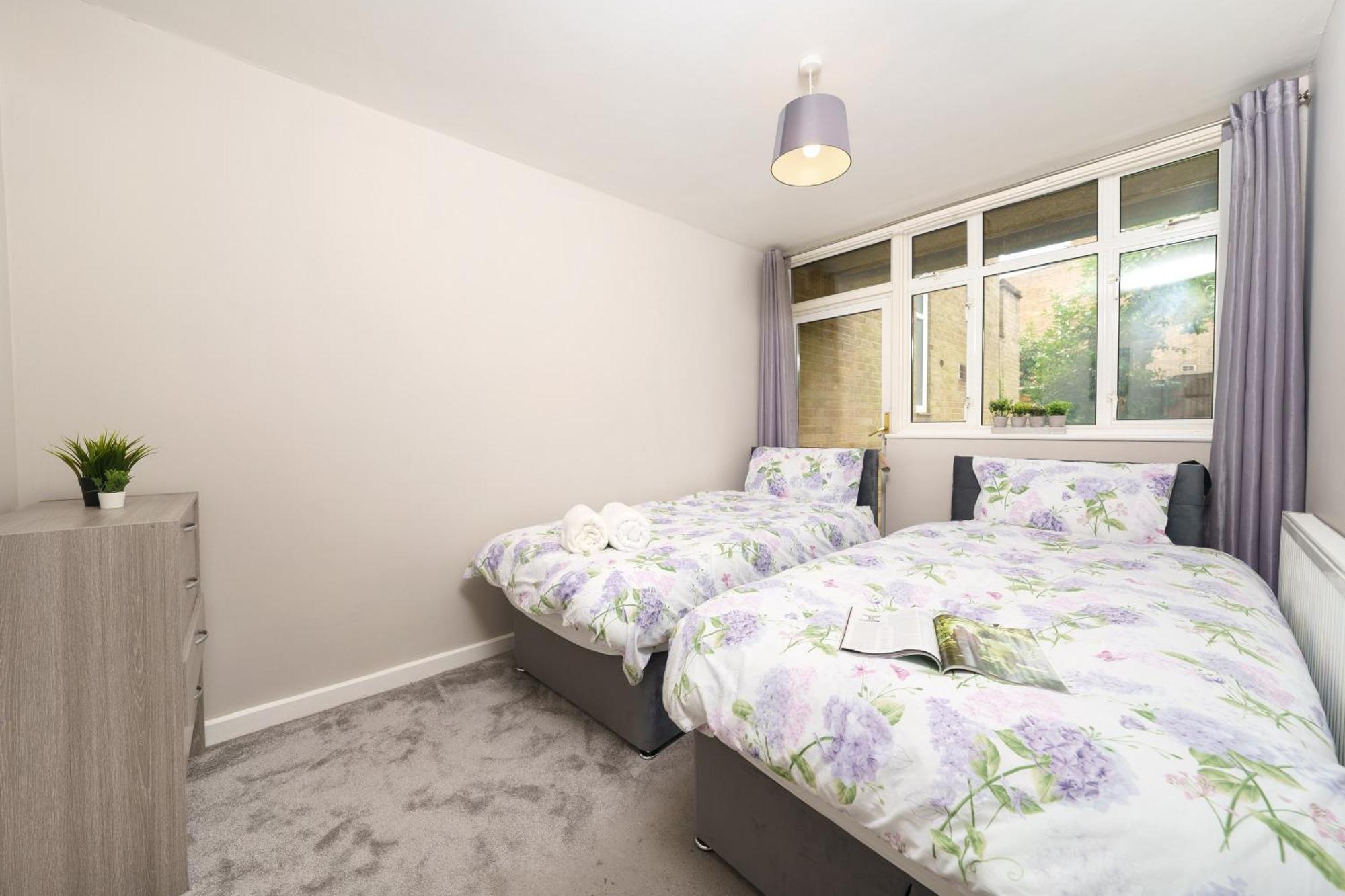 Cozy 2-Bed Garden Flat, Wembley Apartment London Exterior photo